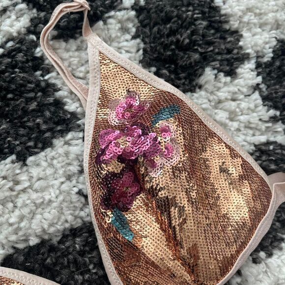 Victoria-s-secret Women's multi Bra - Picture 2 of 4